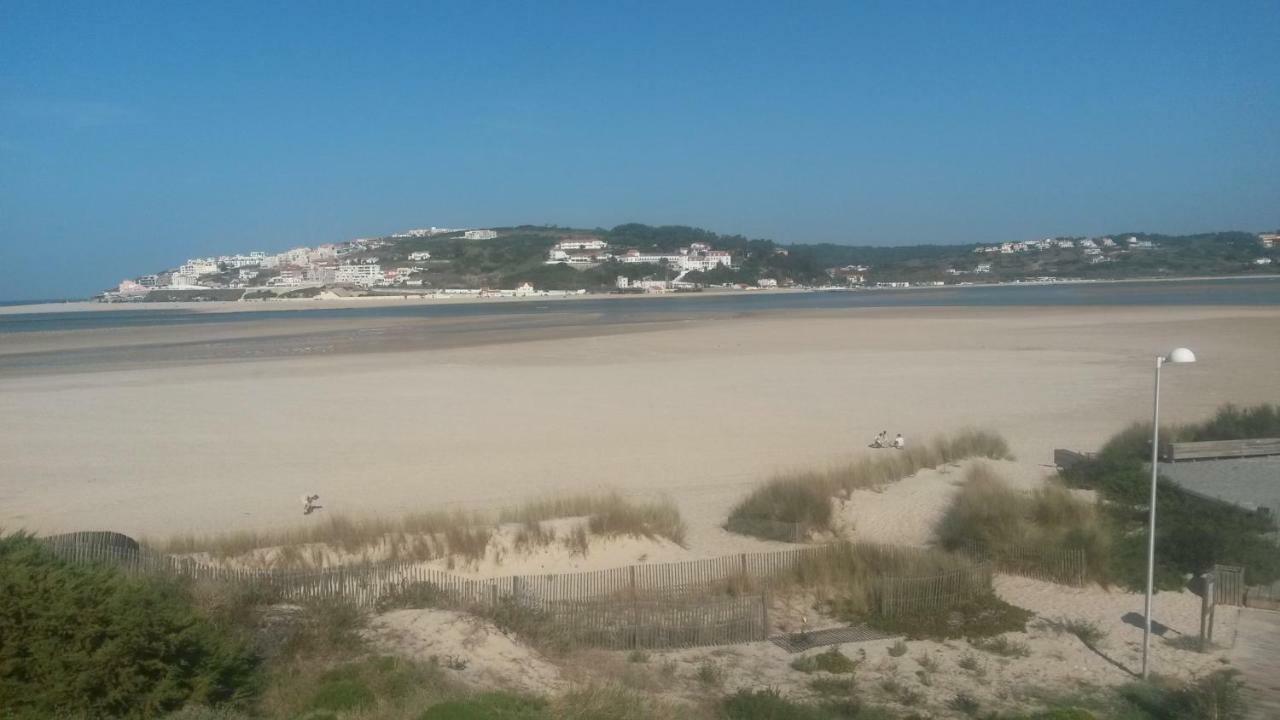 Townhous Praia Da Areia Branca Praia da Lourinhã Exterior foto