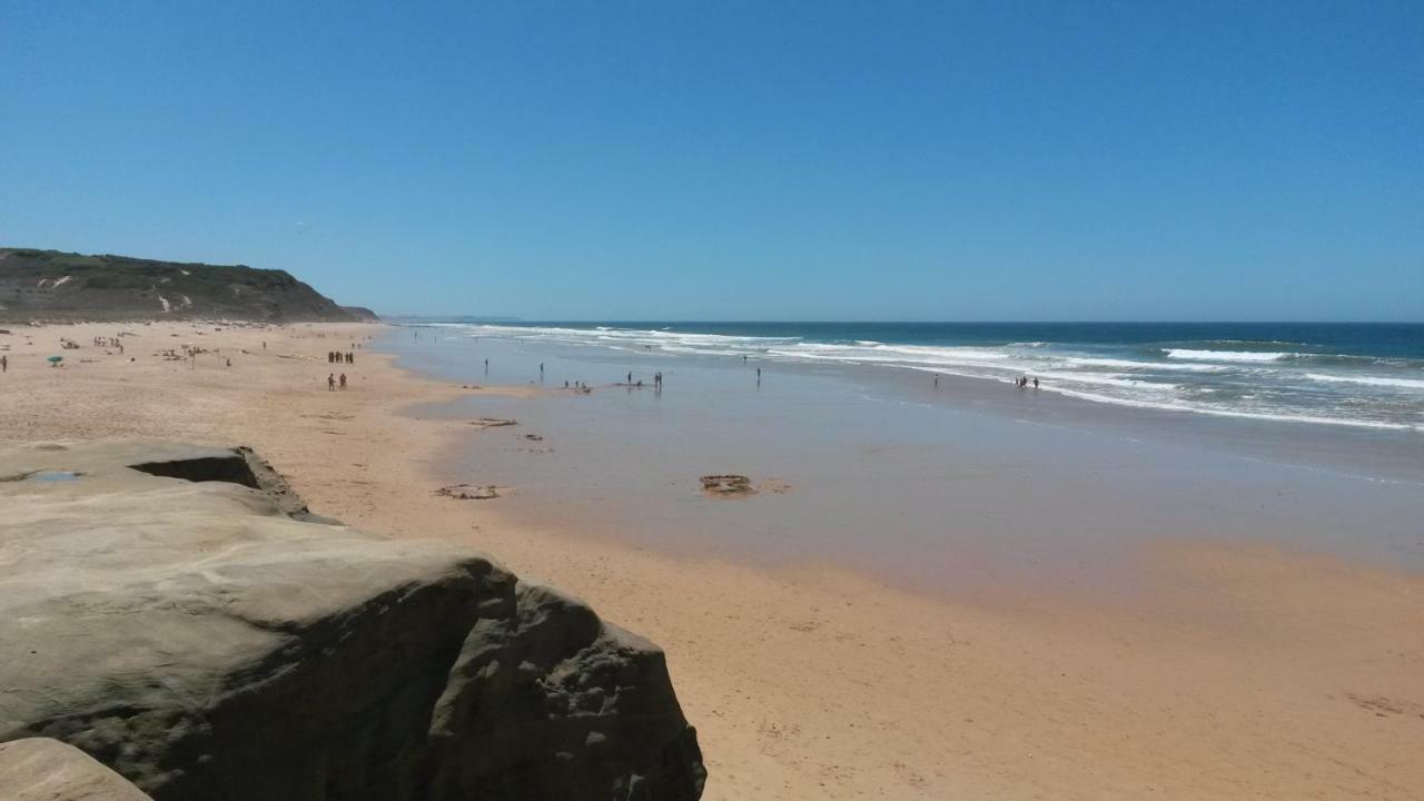 Townhous Praia Da Areia Branca Praia da Lourinhã Exterior foto
